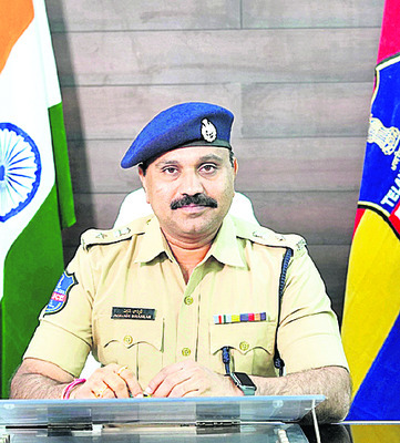 మత్తు వదలరా..!1