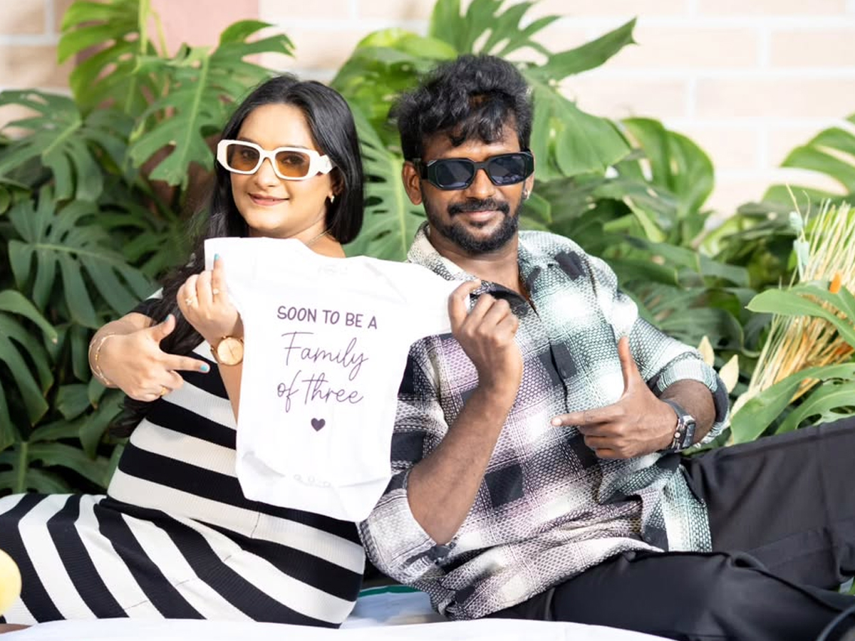 Comedian Mahesh Vitta tells good news (photos)8
