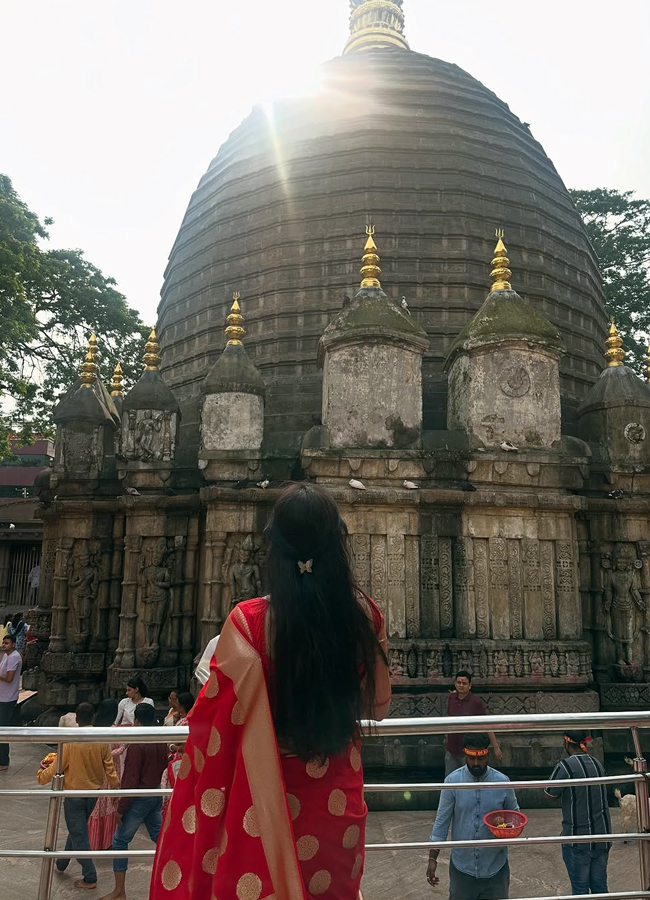 'Bigg Boss' Priyanka Singh at Kamakhya Temple (Photos)12