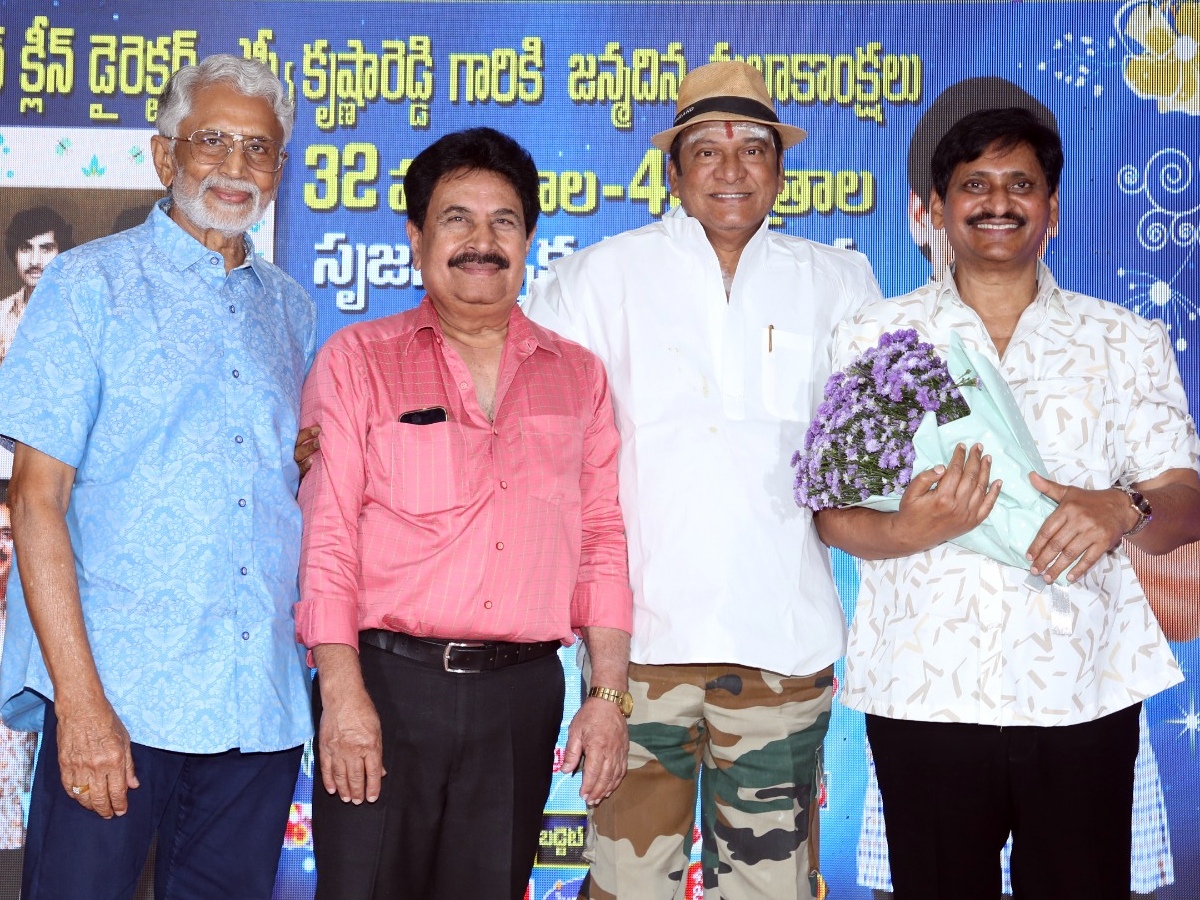 Director SV Krishna Reddys birthday celebrations in grand style photos14
