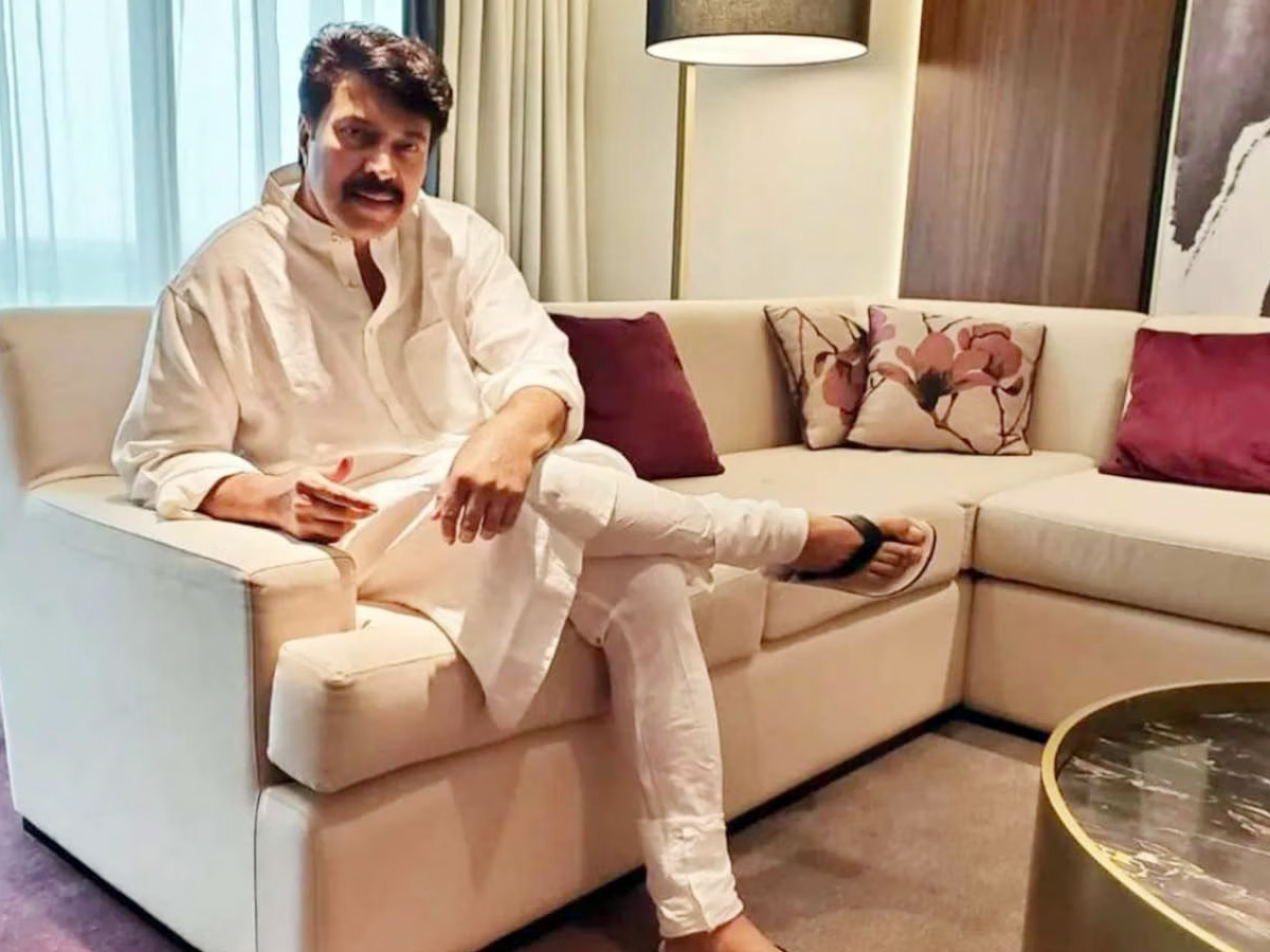 actors have their own houses in Dubai (Photos)10