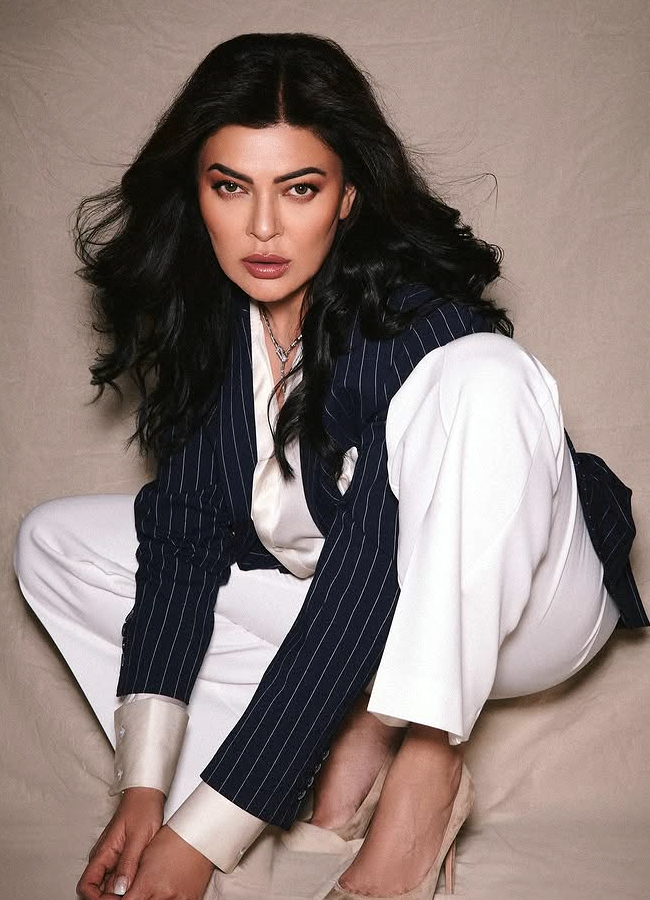 Sushmita Sen makes a style point in a blue suit8