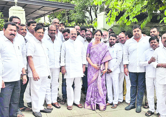 ఇటు రసాభాస!1