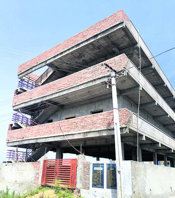 బొమ్మకల్ పంచాయతీ భవనం విక్రయం!1