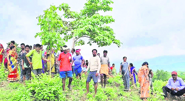 కొండను ఆక్రమించుకుంటే సహించేది లేదు 1
