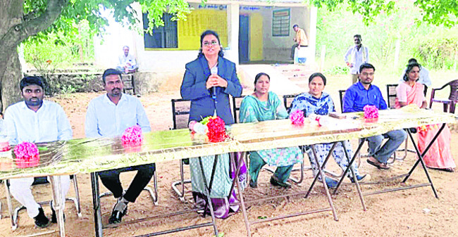చట్టాలపై ప్రతీ ఒక్కరికి అవగాహన ఉండాలి2