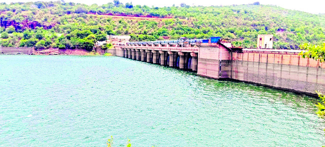 స్వర్ణ తేజం.. ‘గురు’ వైభవం 1