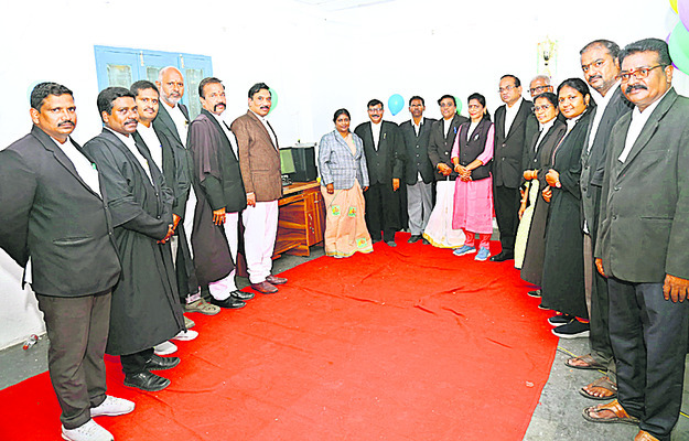 వృత్తి నైపుణ్యం సాధించాలి1