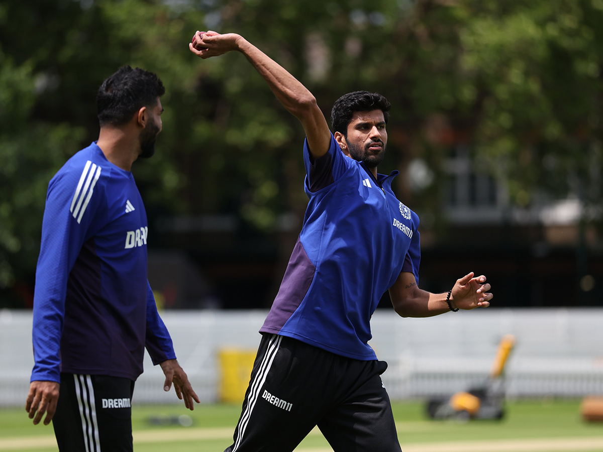 Indian vs England first Test cricket match photos6