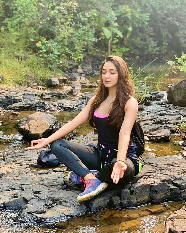 Tollywood and Bollywood Actress international yoga day 20259