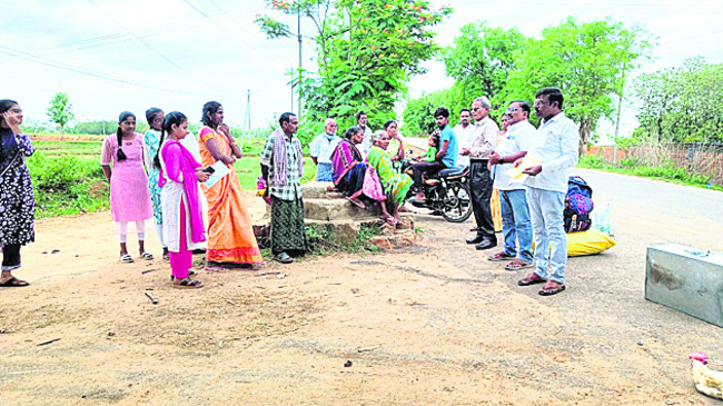 ● బడిబాటలో 3,311మంది విద్యార్థుల ప్రవేశాలు ● ప్రైవేటు ప1