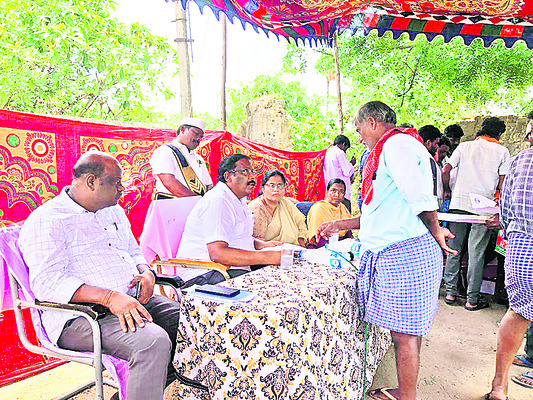 భూ సమస్యల పరిష్కారానికే రెవెన్యూ సదస్సు1
