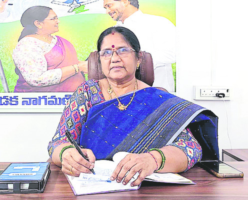 లక్ష్మీనరసింహస్వామి హుండీల ఆదాయం రూ.44,20,491 1