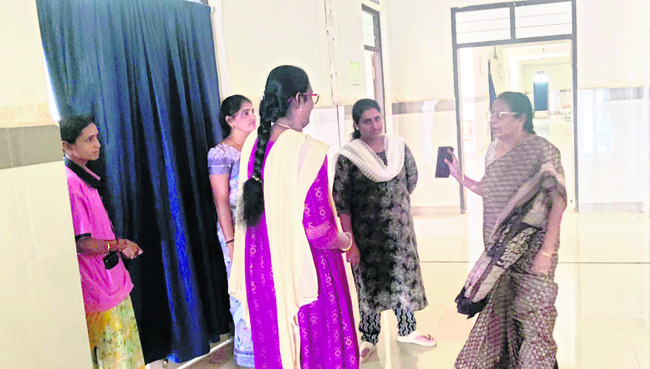 దళారులను నమ్మి మోసపోవద్దు1