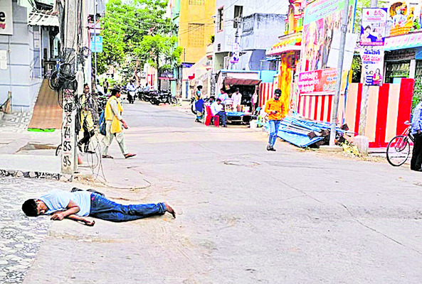 తాగినోళ్లకు తాగినంత..! 1