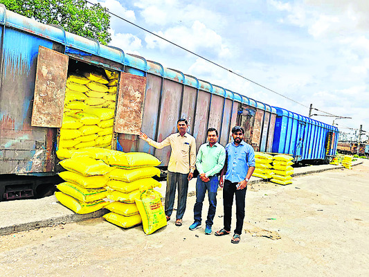 27న అప్రెంటిస్‌షిప్‌ జాబ్‌మేళా
1