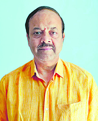 ట్రాక్ తప్పకుండా.. 1