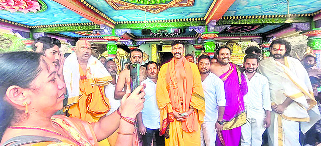 పౌష్టికాహారంతోనే ఎదుగుదల
1