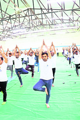 యోగాతో మానసిక ప్రశాంతత
1