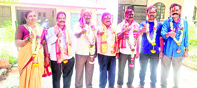 కేయూ ఎన్జీఓ అధ్యక్షుడిగా నవీన్కుమార్1