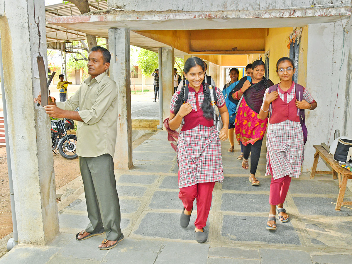 Best Photos of The Week in AP and Telangana Photo Gallery24