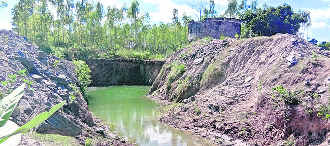 ఇంకెన్నాళ్లకు ‘లిఫ్ట్‌’ ఇస్తారు?1