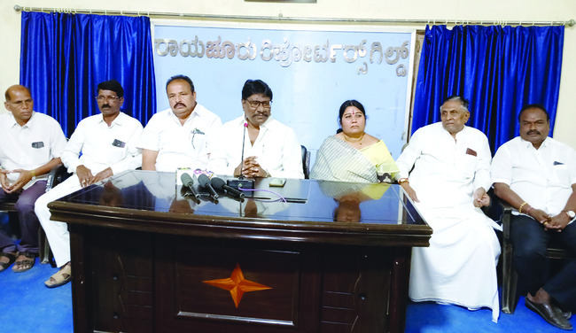 రూ.26.28 లక్షల విలువైన సొత్తు స్వాధీనం 1