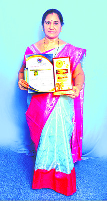 సత్తాచాటిన బల్లికురవ ఎడ్లు
1