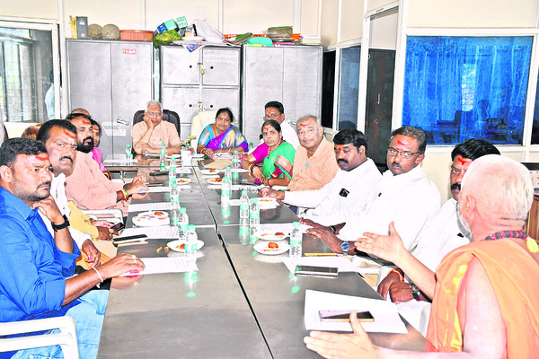 కొత్తగూడెం గ్రామానికి ఆర్టీసీ బస్సు పునరుద్ధరణ2