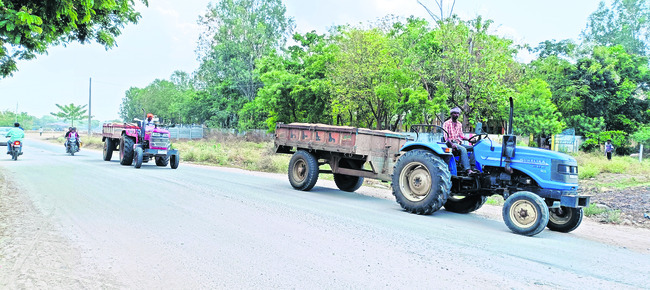 ఇసుక మేమే సరఫరా చేస్తాం1
