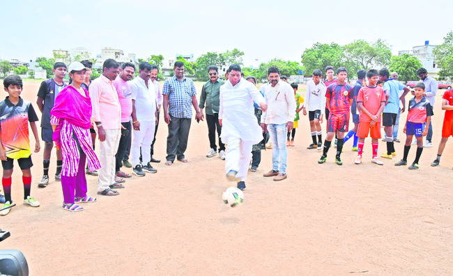 క్రీడా పాఠశాలలో ప్రవేశానికి ఎంపిక పోటీలు
1