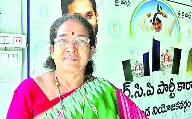నేటి యువత పోరుకు తరలిరండి 2