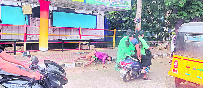 ● ఆధ్యాత్మిక క్షేత్రంలో మళ్లీ పడగవిప్పిన లిక్కర్ మాఫియ4