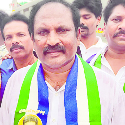హోరెత్తిన పోరు8