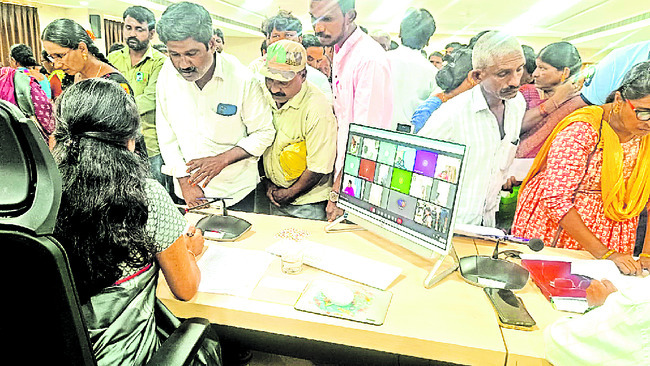 దరఖాస్తులు పెండింగ్లో ఎందుకున్నాయి?1