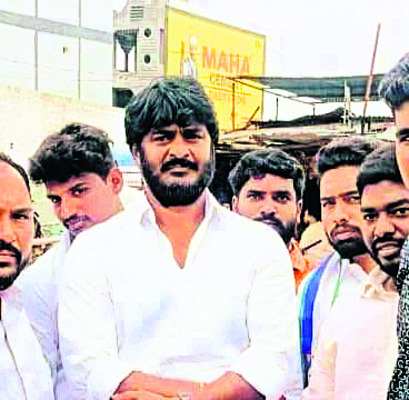 ఊసే లేని ఫీజు రీయింబర్స్‌మెంట్‌  
2
