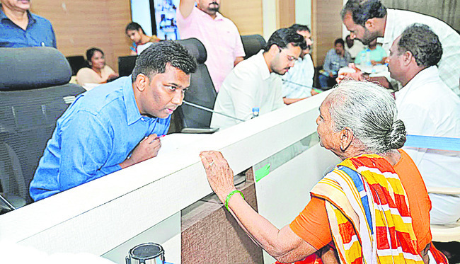 సమాజానికి స్వచ్ఛమైన రాజకీయాలు అవసరం
1
