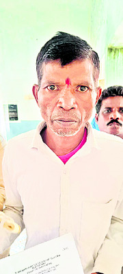 వినతులిచ్చాం.. పరిష్కరించండి4