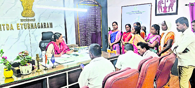 వినతులిచ్చాం.. పరిష్కరించండి1