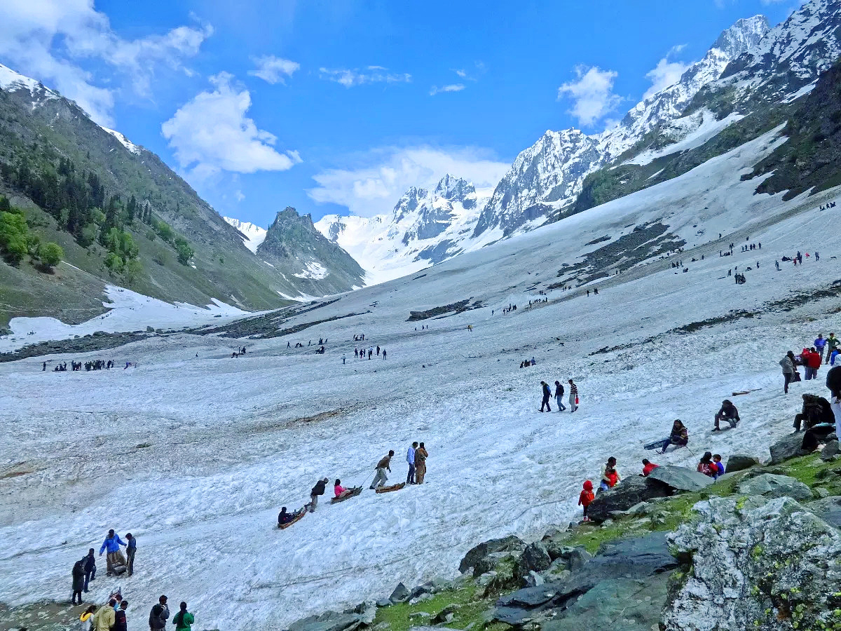 Amarnath Yatra 2025 : Famous places near Amarnath Yatra2