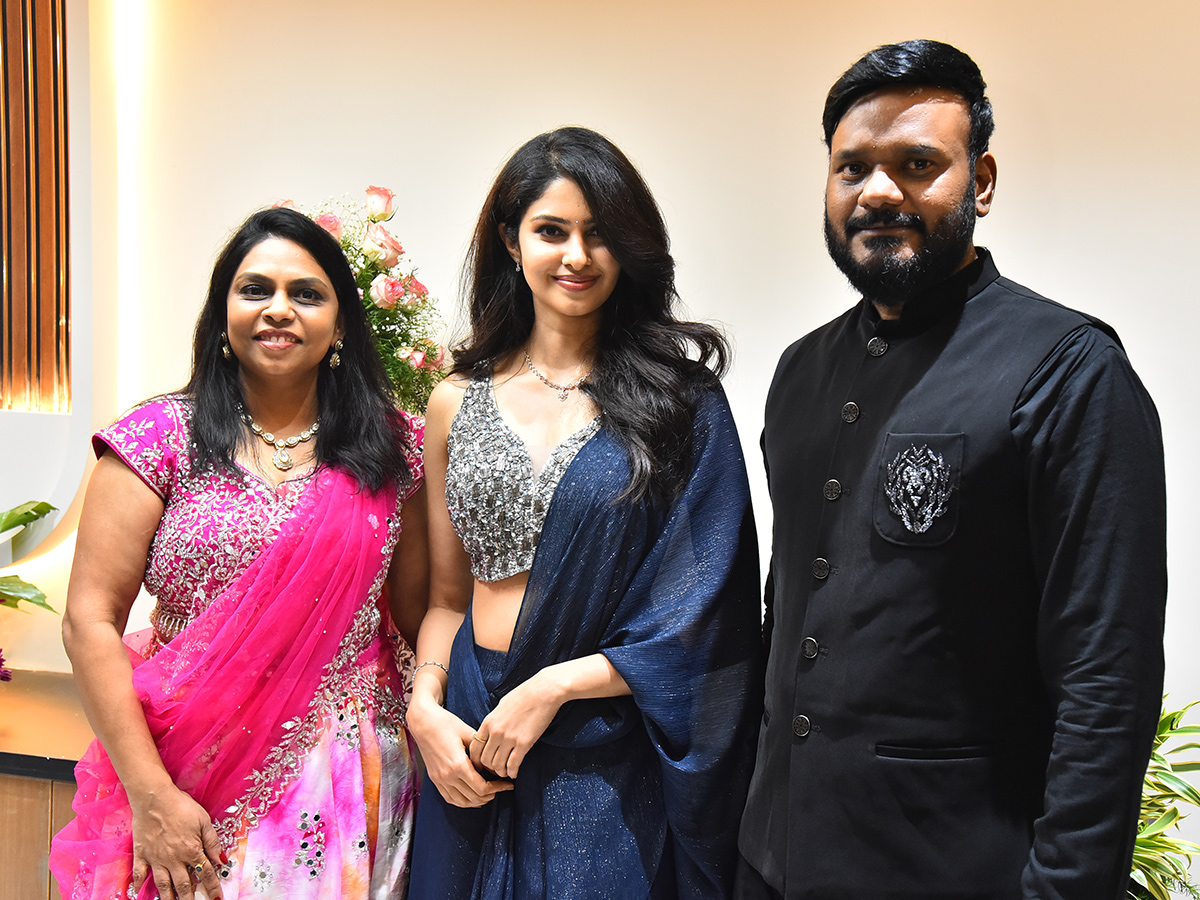 Femina Flaunt Studio SalonLaunch by manasa varanasi stills7