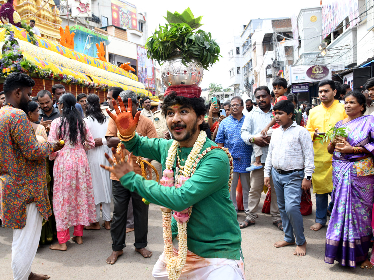 Telangana Bonalu celebrations in 2025 will begin on 29th June 12