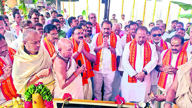 మల్లన్న క్షేత్రం.. అభివృద్ధికి దూరం 2