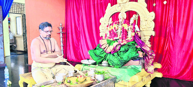 నేత్రపర్వంగా రామయ్య నిత్యకల్యాణం1