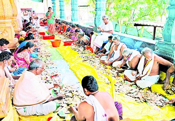కొండలమ్మకు రూ.31.81 లక్షల ఆదాయం2