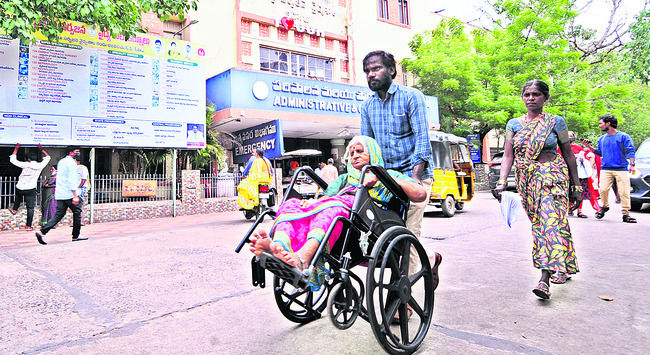 సొంతవారికి పరీక్షే! 5