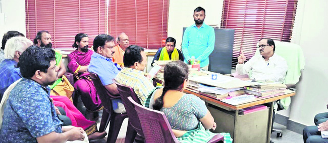 ధూపదీప నైవేద్య దరఖాస్తుల పరిశీలన1