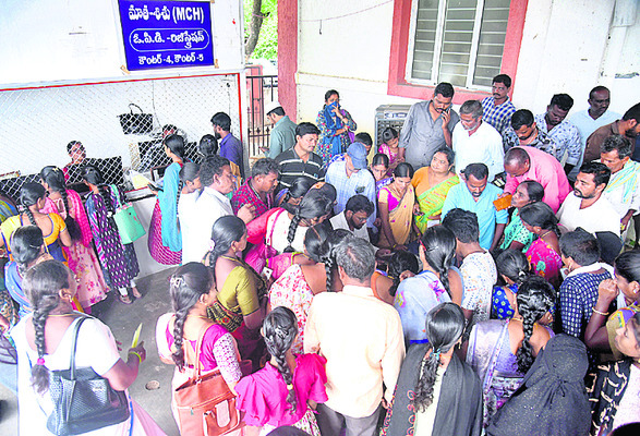 కంపుకొడుతున్న కాలనీలు2