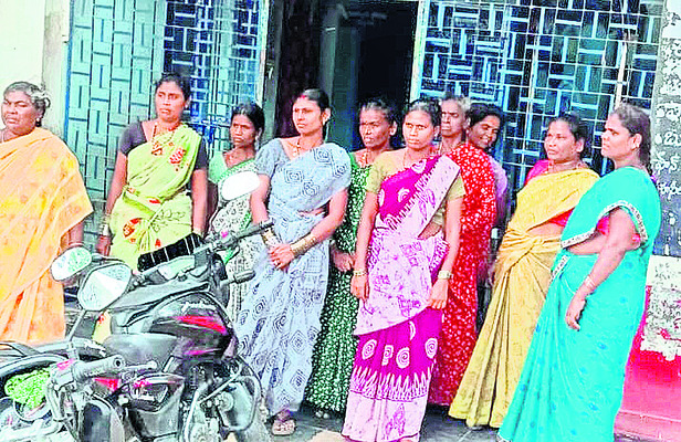 నీటి అగచాట్లు ఇంకెన్నాళ్లు? 1