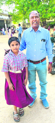 ప్రభుత్వ పాఠశాలల్లోనే ఉపాధ్యాయుల పిల్లలు2